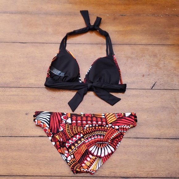 Bikinis Women's - Picture 2 of 7